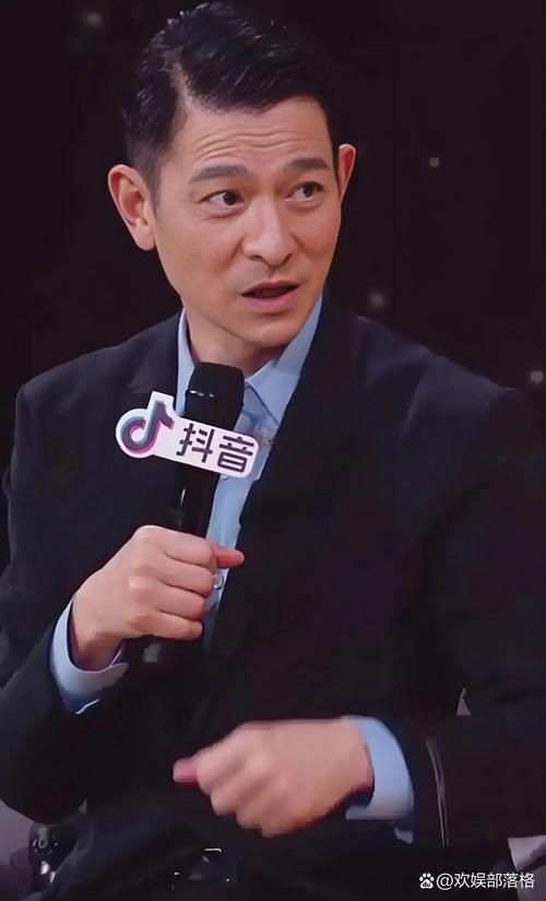 “刘德华”遍地走？深度解析刘德华模仿者现象
