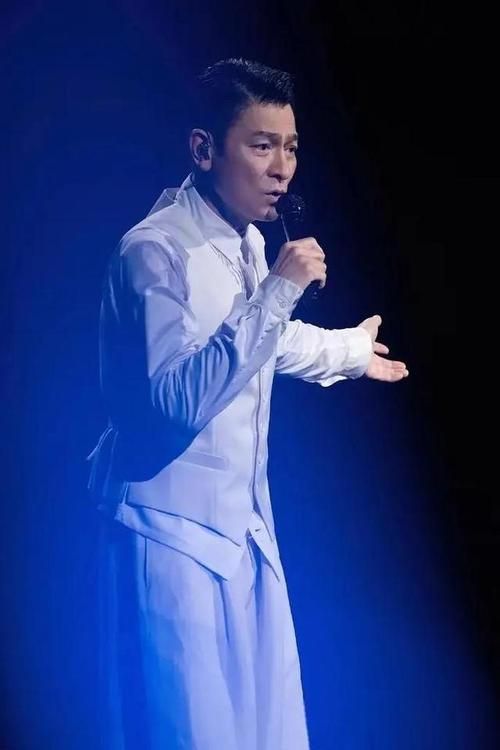 不老男神刘德华吴奇隆：他们的经典作品你都看过吗？