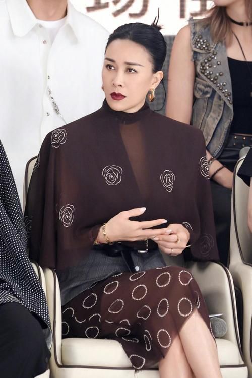东北小那英是谁她为什么这么火