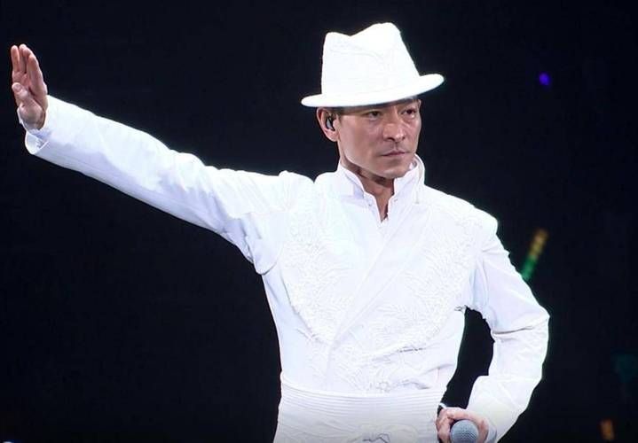中国人：刘德华深情演唱，引发全场大合唱