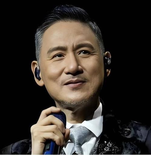 中国好声音新一季导师张学友惊喜亮相