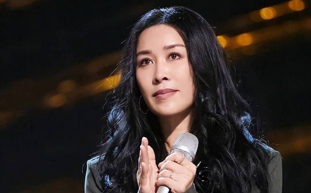 中国好声音那英回归引热议 导师阵容再升级看点十足