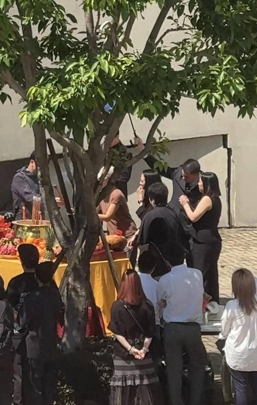 刘嘉玲和那英私下聚会照流出姐妹情深令人羡慕