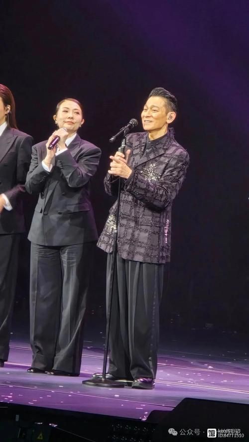 刘德华1996演唱会现场视频曝光那些难忘的经典瞬间