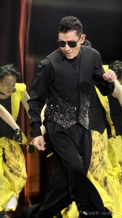 刘德华2004年那些事：演唱会求婚、电影拍摄秘闻
