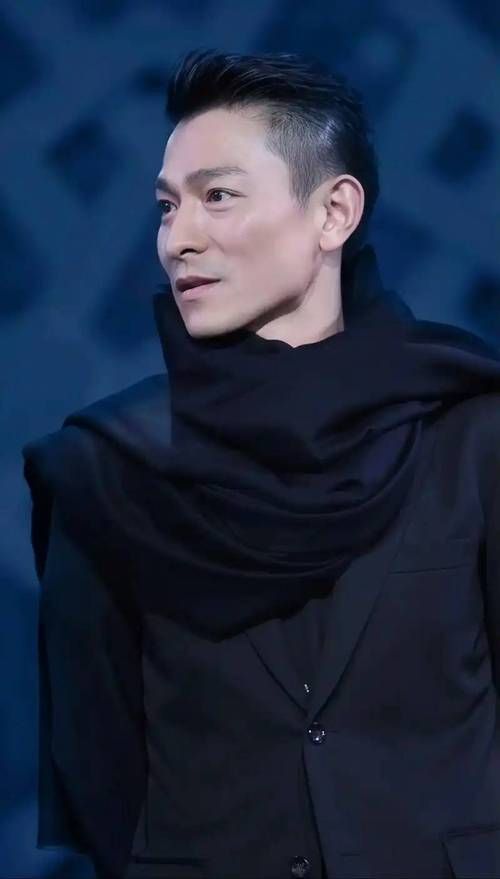 刘德华2004年那些事：演唱会求婚、电影拍摄秘闻