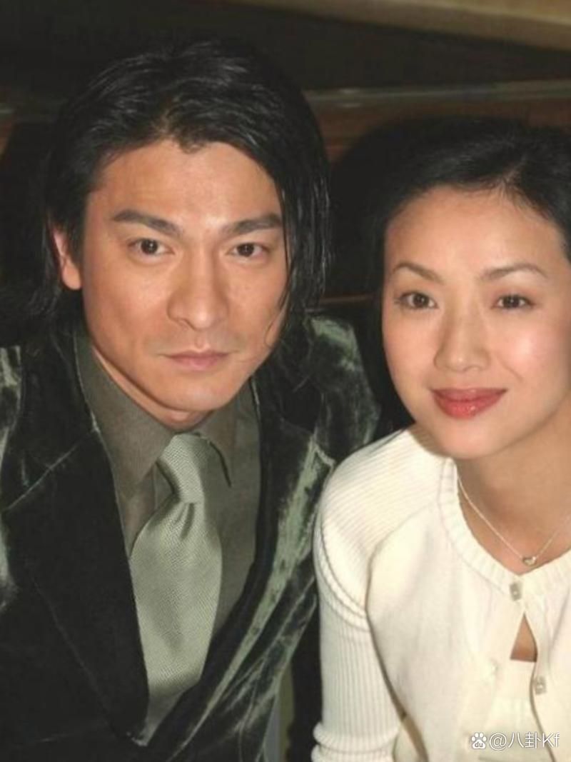刘德华2004香港红馆演唱会：吴倩莲惊喜现身