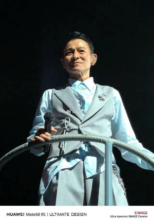 刘德华2005年演唱会为什么这么火 揭秘天王的舞台魅力