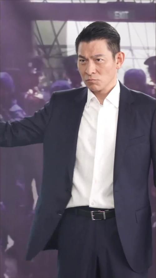 刘德华40岁：事业巅峰与人生感悟