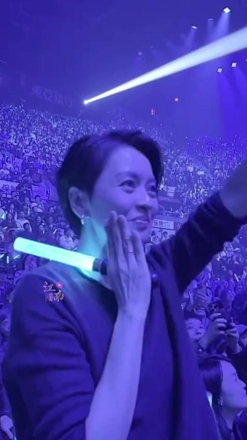 刘德华99年红馆演唱会歌单盘点 每一首都是青春记忆