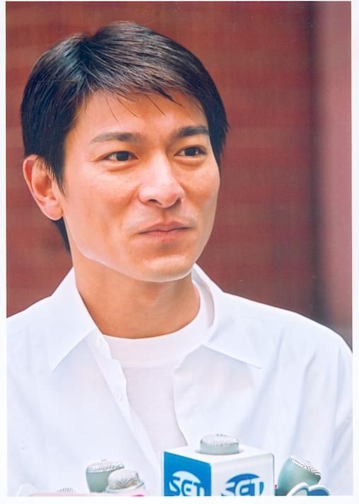 刘德华Andy：天王巨星的传奇人生，辉煌成就大揭秘