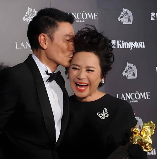 刘德华与叶德娴：超越友谊的深厚情谊，令人感动