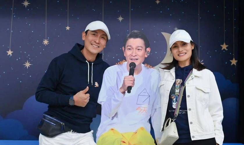 刘德华与张静初：荧幕情侣的精彩瞬间与幕后故事