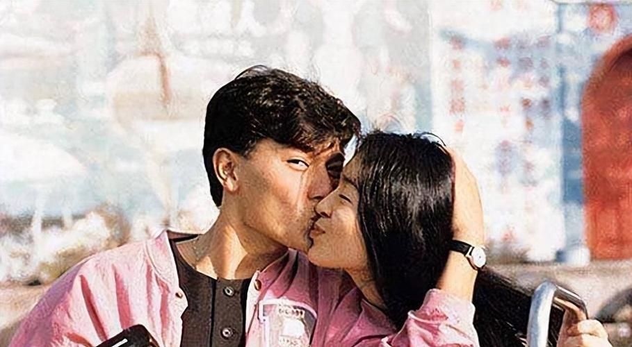 刘德华与朱丽倩离婚传闻是真的吗？最新进展解读