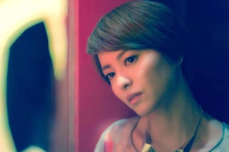 刘德华与梁咏琪主演的电影经典片段回顾
