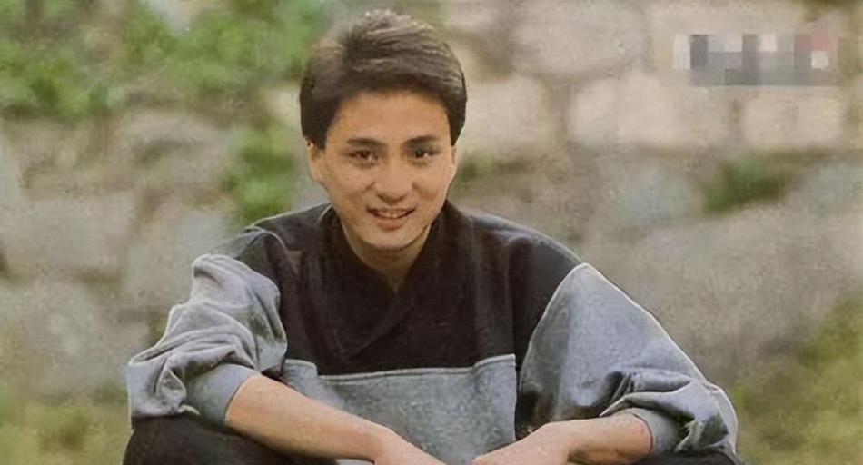 刘德华与汤镇业：娱乐圈老友的兄弟情谊与人生差距