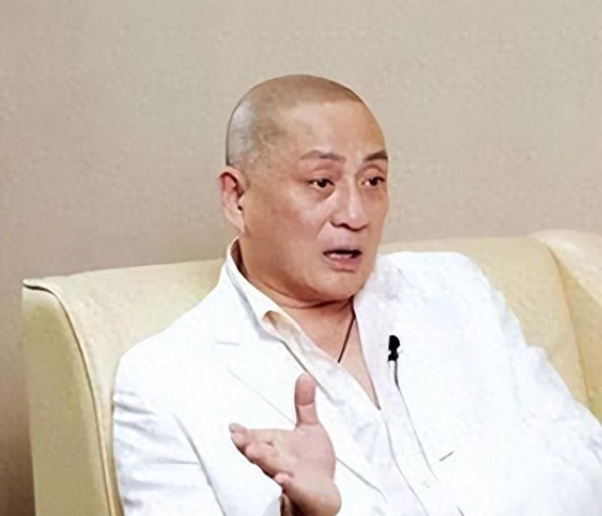 刘德华与汤镇业：娱乐圈老友的兄弟情谊与人生差距