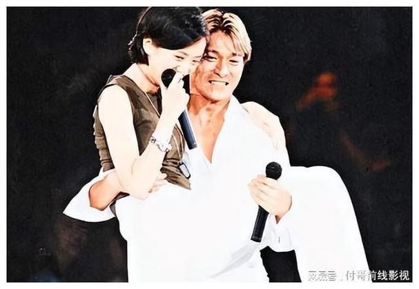刘德华与父母：娱乐圈孝子背后的动人亲情