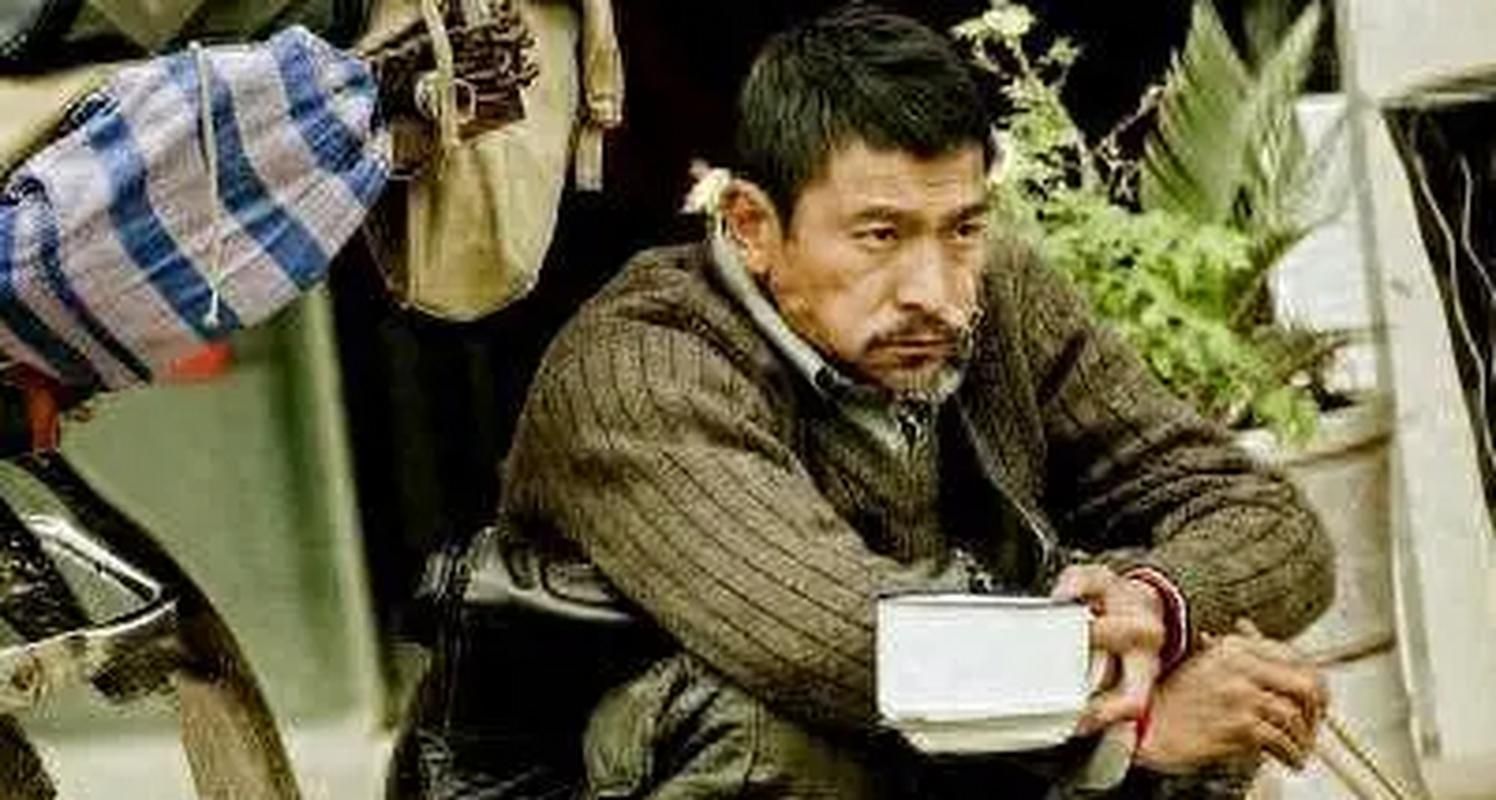 刘德华与盒饭：明星的朴实一面，引发网友热议