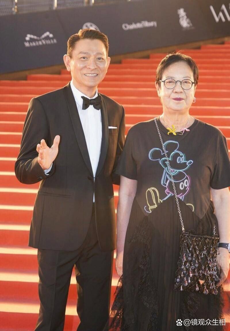 刘德华与许鞍华的银幕情缘 从影坛搭档到幕后合作