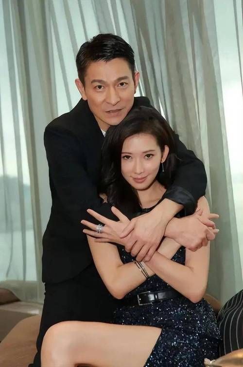 刘德华个人资料及老婆介绍 恩爱夫妻生活揭秘