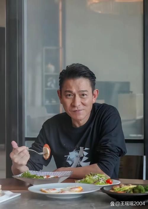 刘德华为什么不吃肉 素食习惯背后的真相
