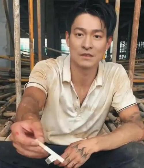 刘德华为什么不老 看看他的生活习惯就知道了