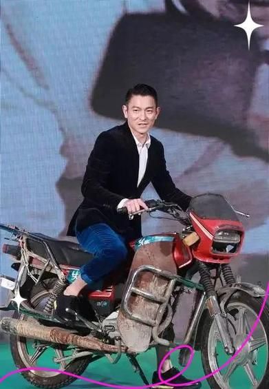 刘德华为什么这么红 揭秘他的成功秘诀