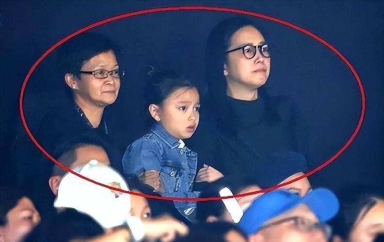 刘德华二姐姐照片曝光家人低调生活引关注