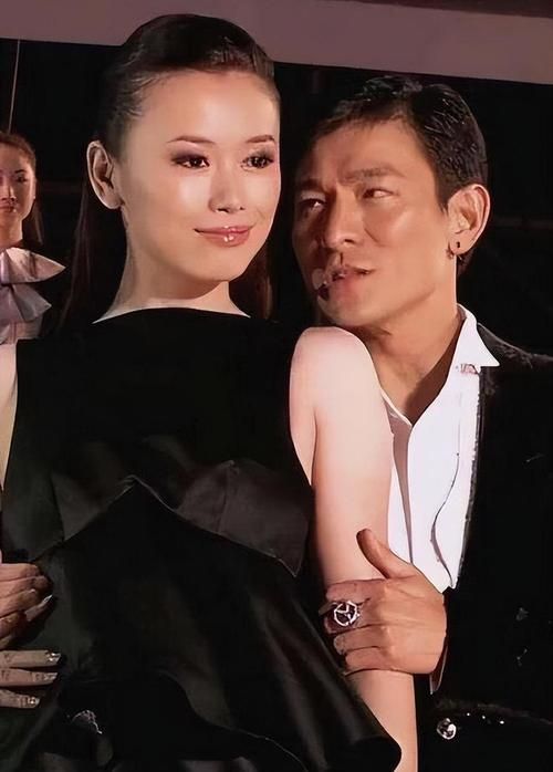 刘德华什么时候结婚的 揭秘天王感情史与婚姻时间