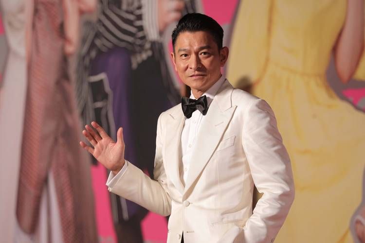 刘德华什么时候结婚的 揭秘天王感情史与婚姻时间