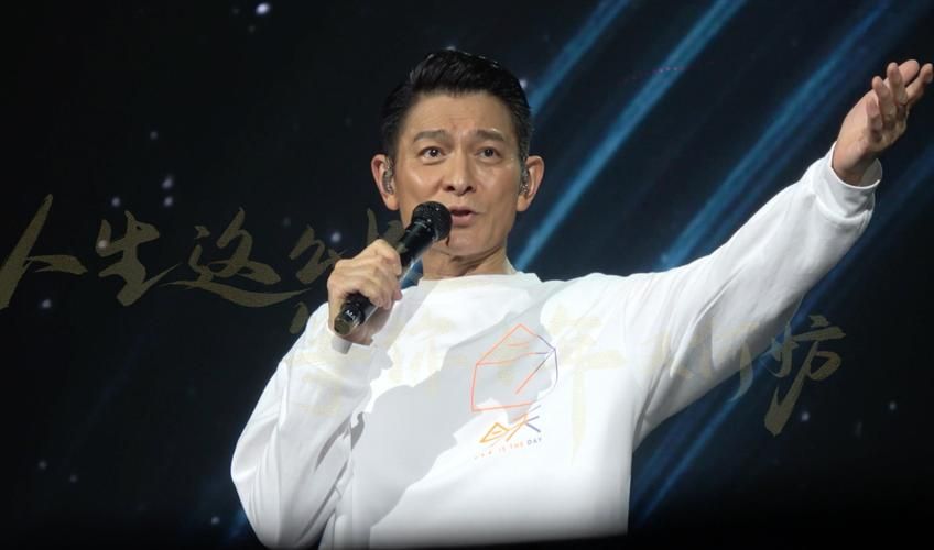 刘德华会写歌吗他的音乐才华有多强