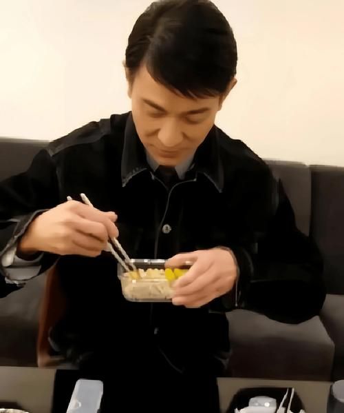 刘德华儿子名字大公开 网友直呼没想到