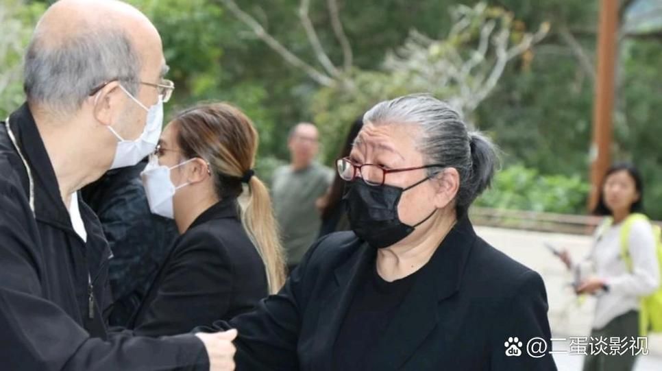 刘德华兄弟姐妹罕见曝光：天王巨星背后的家族故事