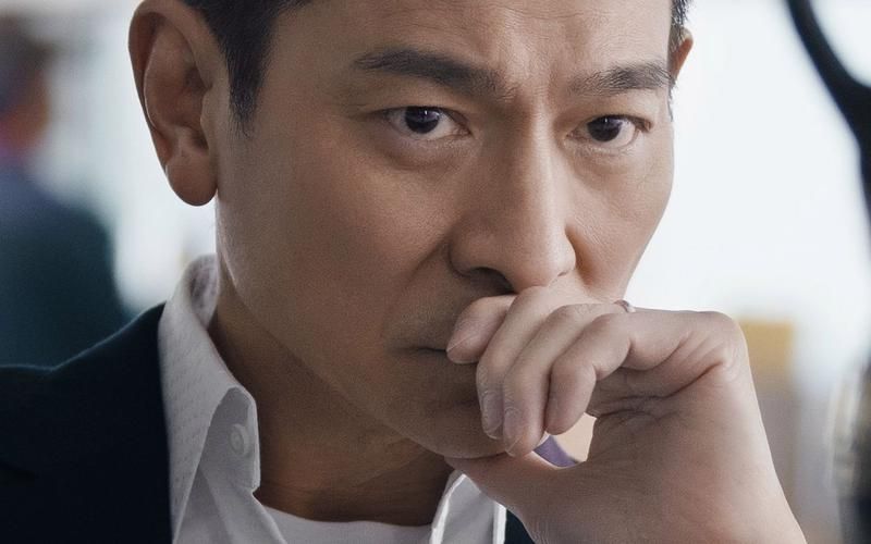 刘德华全球总票房超百亿 不老男神的传奇之路