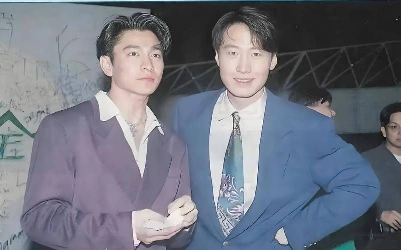 刘德华助阵黎明演唱会四大天王再聚首