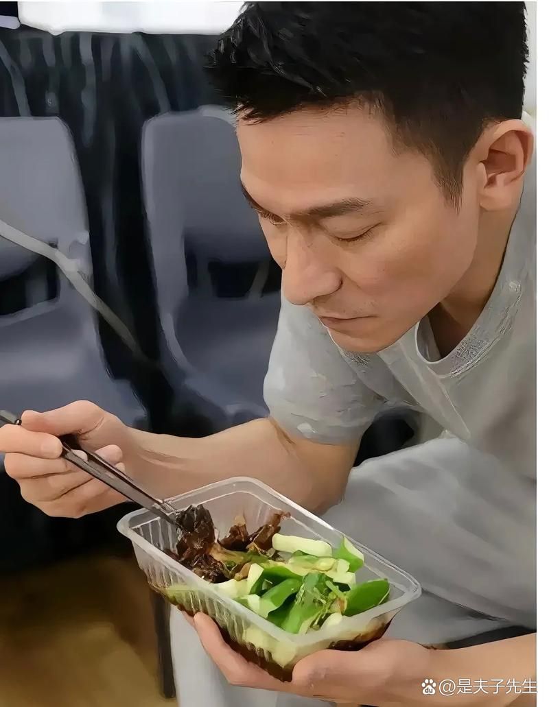 刘德华十年素食：天王的暖心之举引热议