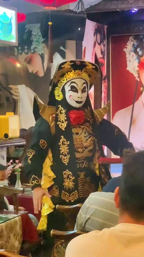 刘德华变脸师傅分享变脸艺术的传承与创新