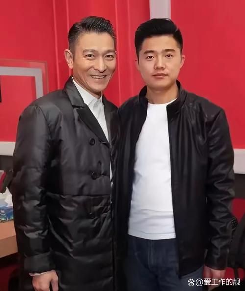 刘德华合照：天王巨星的亲切一面，你绝对想不到！