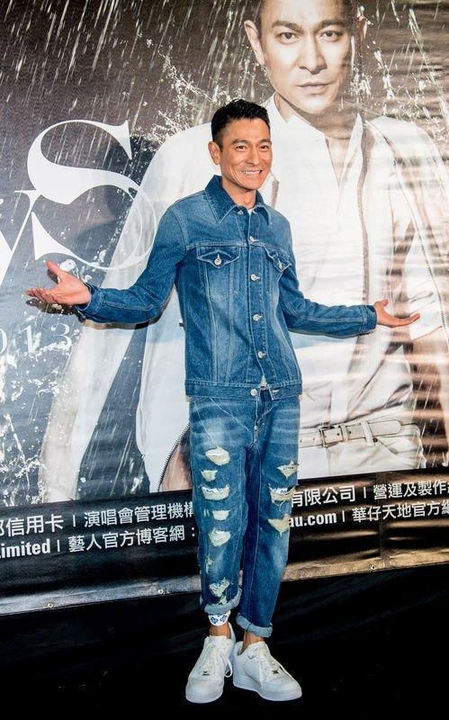 刘德华同款皮衣哪里买？明星同款皮衣推荐