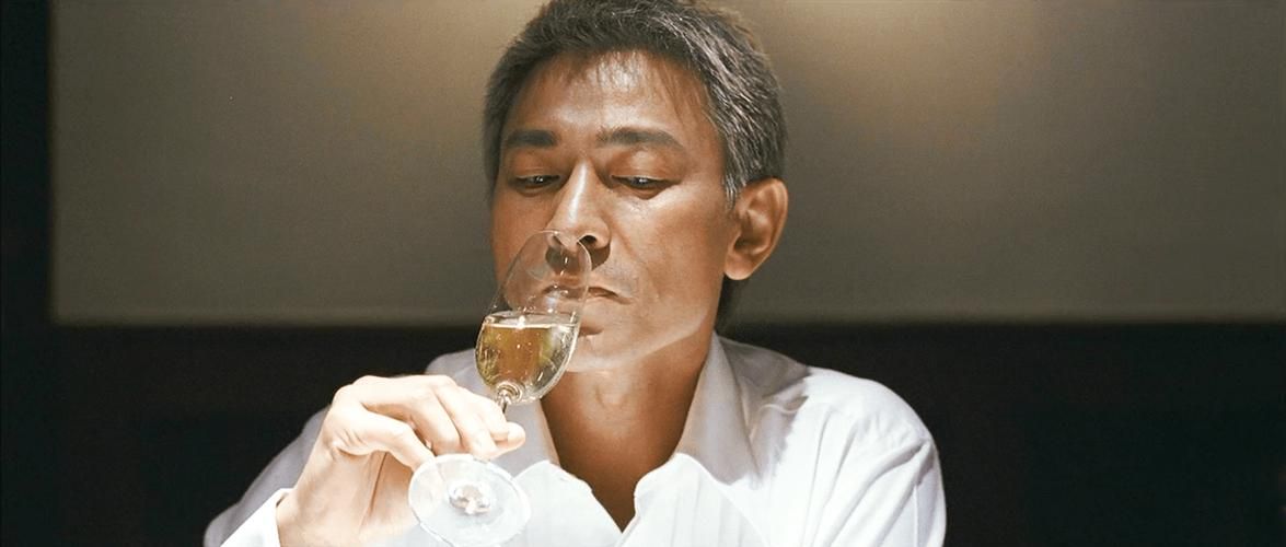 刘德华吸烟图片流出 健康形象是否受影响