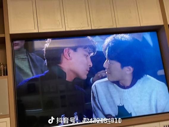 刘德华和周星驰接吻视频疯传背后故事让人感动