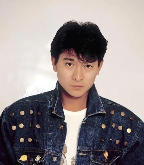 刘德华和成龙谁地位高 谁才是真正的娱乐圈大佬