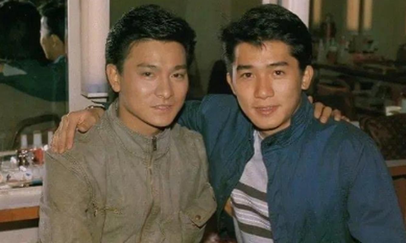 刘德华和梁朝伟谁帅 两位影帝的颜值巅峰时期回顾