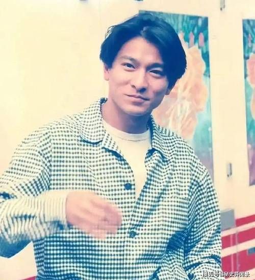 刘德华哪一年出生 他的年龄让人惊讶