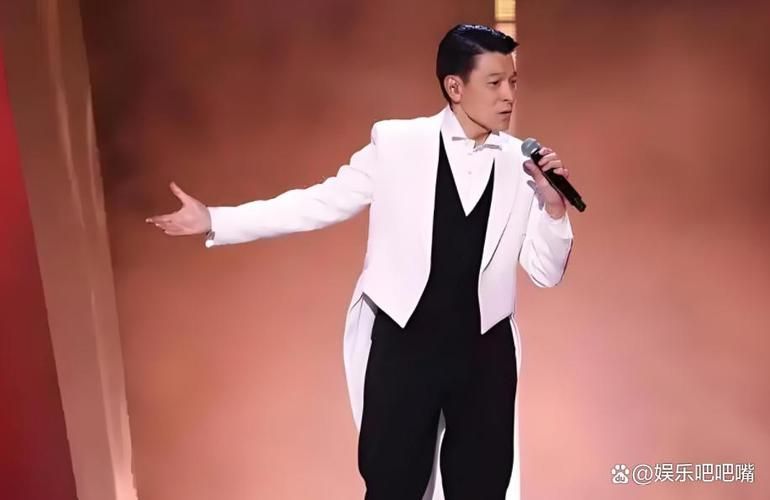 刘德华哪一年开始演戏？刘德华影视歌三栖发展从哪一年开始？