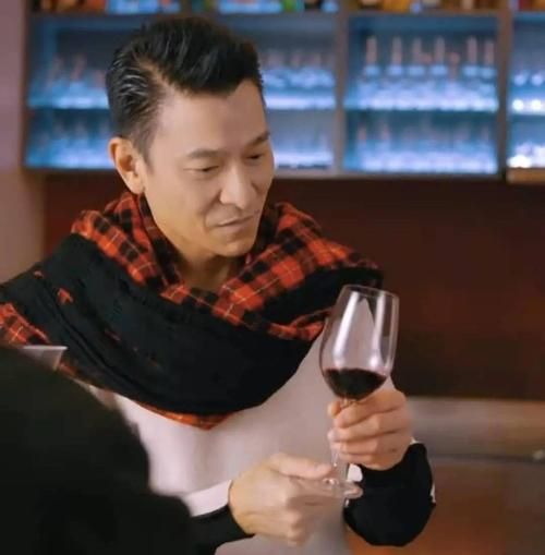 刘德华喝酒吗明星私下生活真相曝光