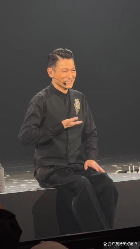 刘德华在沈阳：一段鲜为人知的传奇演出经历