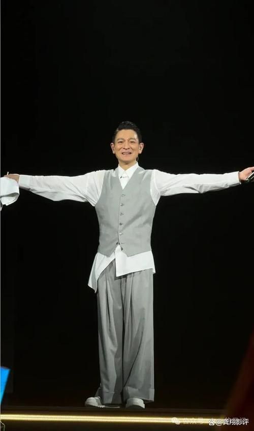 刘德华在香港：演唱会火爆，人气依旧高涨
