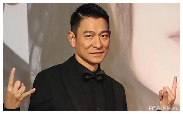 刘德华坠马事件警示：娱乐圈高强度工作的风险与挑战